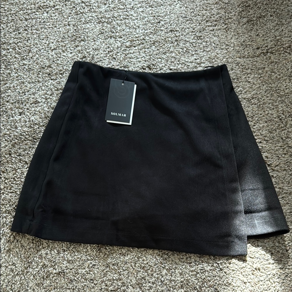 Women's asymmetric Black Skirt